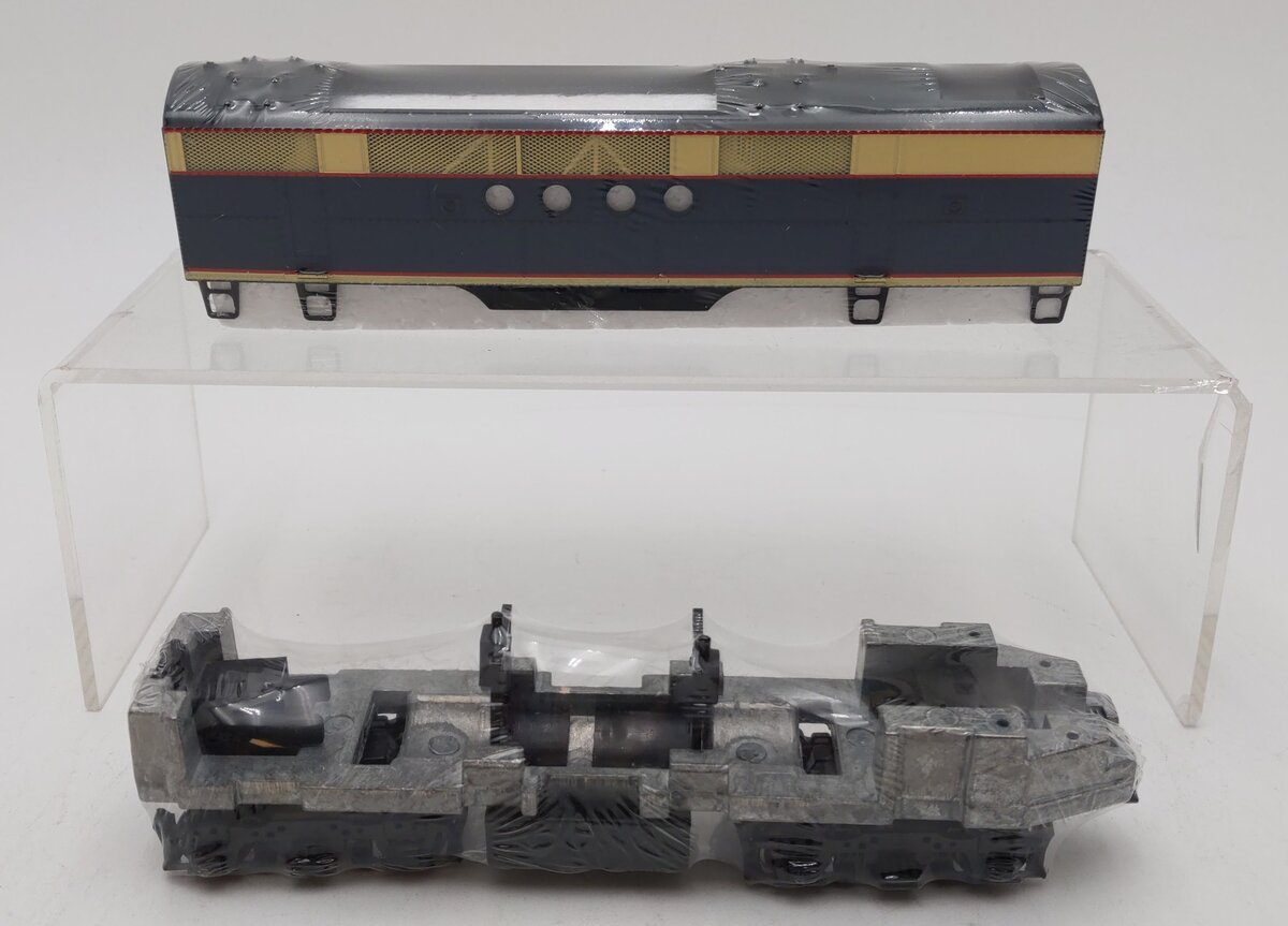 Stewart 5017 HO Santa Fe FTB Dummy Diesel Locomotive NIB