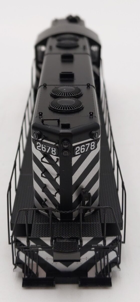 Proto 2000 23551 HO Scale Atchison, Topeka & Santa Fe EMD GP-7 Diesel #2678 LN/Box