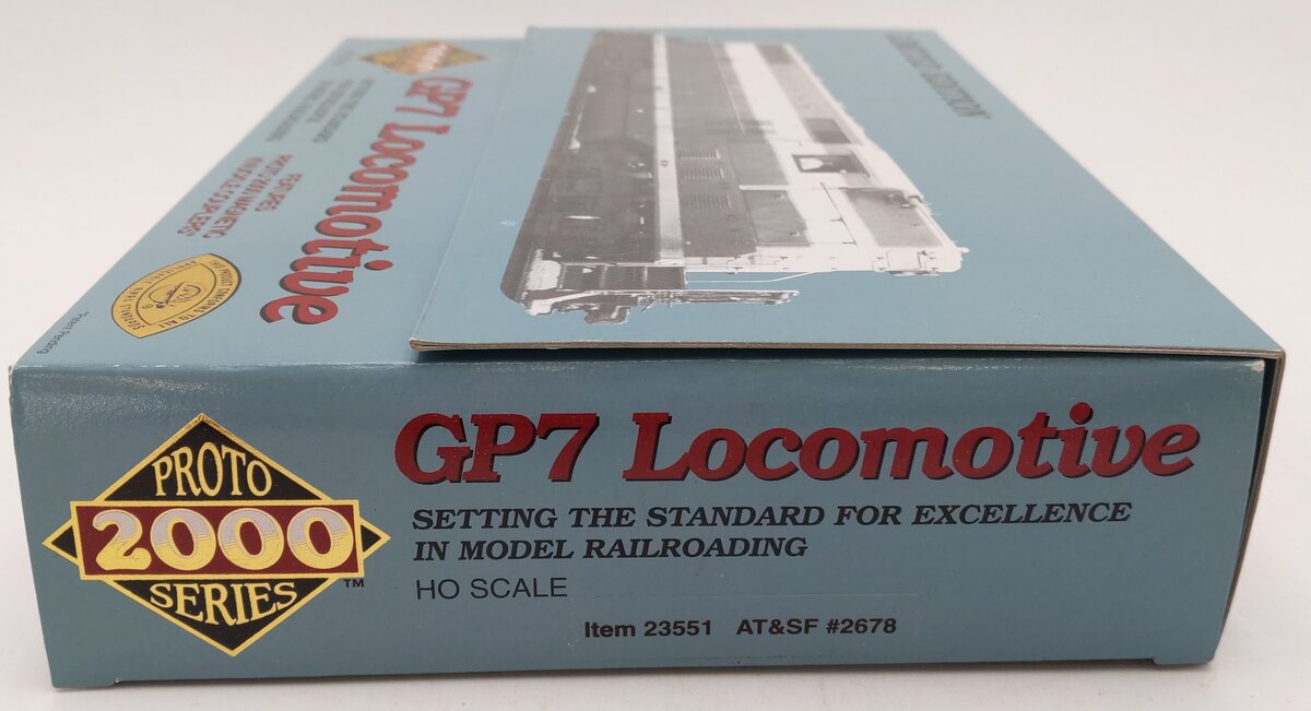 Proto 2000 23551 HO Scale Atchison, Topeka & Santa Fe EMD GP-7 Diesel #2678 LN/Box