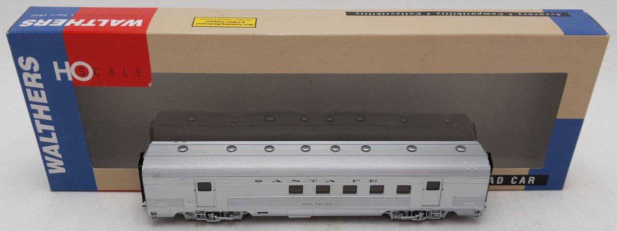 Walthers 932-6445 HO Scale Santa Fe 63' Budd RPO Car EX/Box