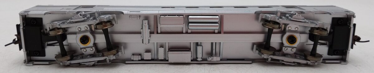 Walthers 932-6445 HO Scale Santa Fe 63' Budd RPO Car EX/Box