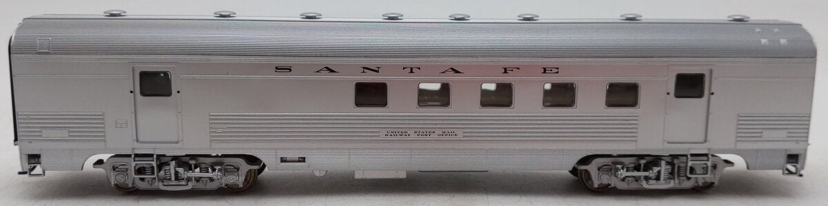 Walthers 932-6445 HO Scale Santa Fe 63' Budd RPO Car EX/Box