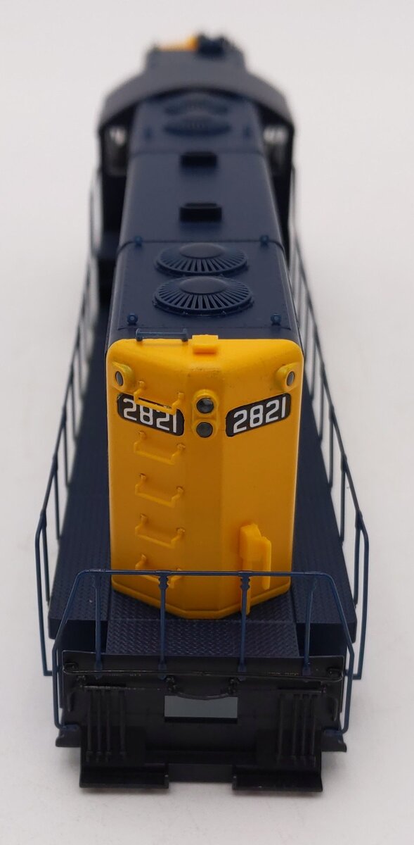 Proto 2000 23038 HO Scale AT&SF EMD GP7 Phase II Diesel Locomotive #2821 NIB