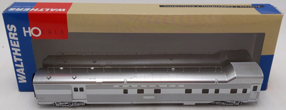 Walthers 932-9750 HO Santa Fe El Capitan 85' P-S Baggage-Dorm Transition Car EX/Box