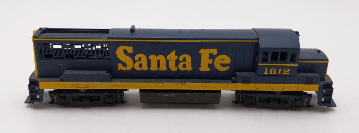 Stewart Hobbies, Inc 7110 HO Scale Santa Fe GE U25B Diesel Locomotive #1600 EX/Box