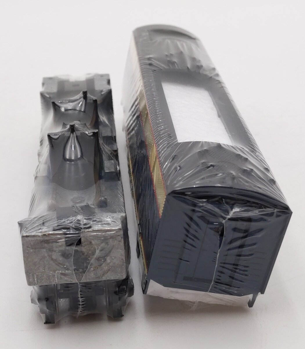 Stewart 5017 HO Santa Fe FTB Dummy Diesel Locomotive NIB