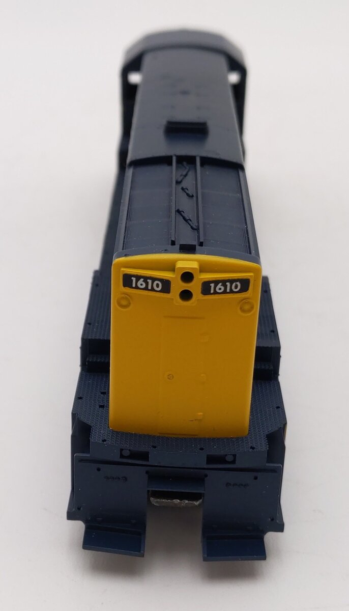 Stewart Hobbies, Inc 7110 HO Scale Santa Fe GE U25B Diesel Locomotive #1600 VG/Box