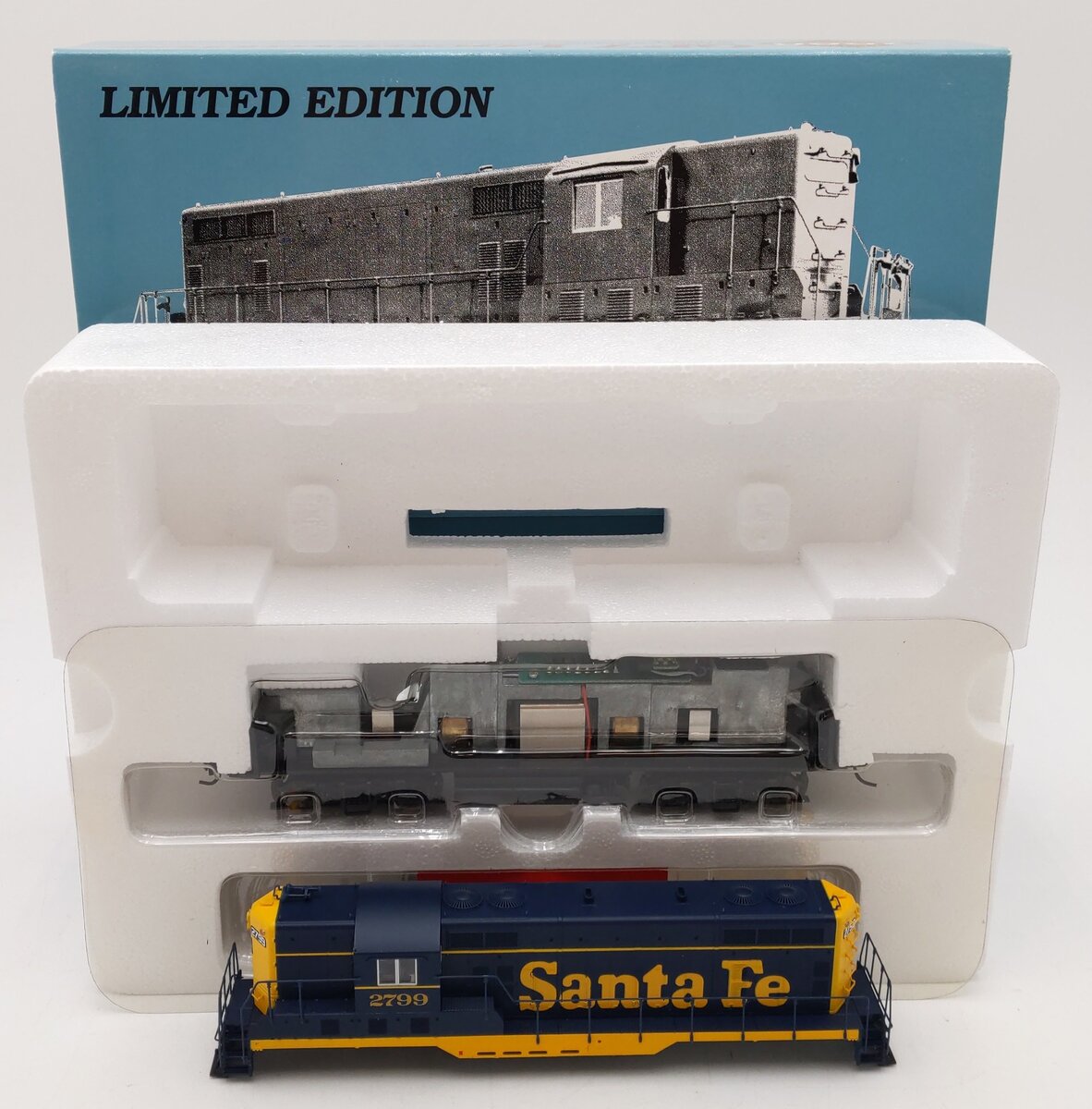 Proto 2000 23037 HO Scale Santa Fe GP9 Diesel #2799 NIB