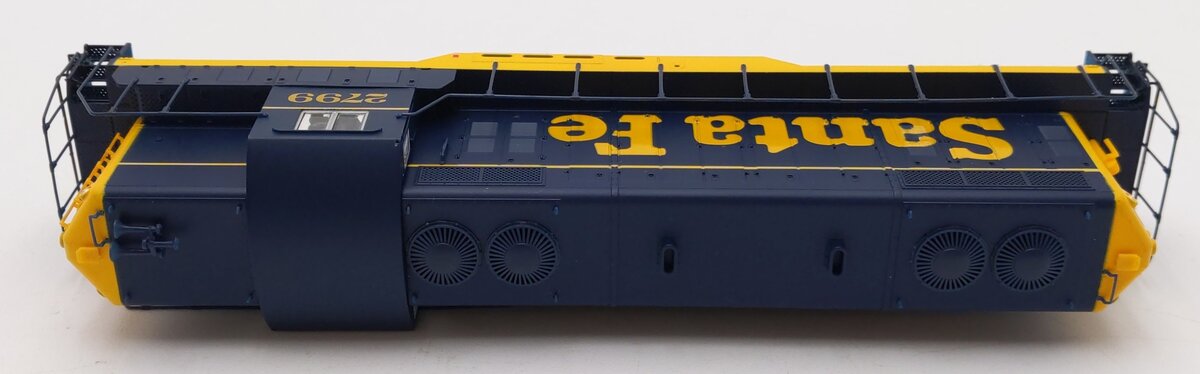 Proto 2000 23037 HO Scale Santa Fe GP9 Diesel #2799 NIB