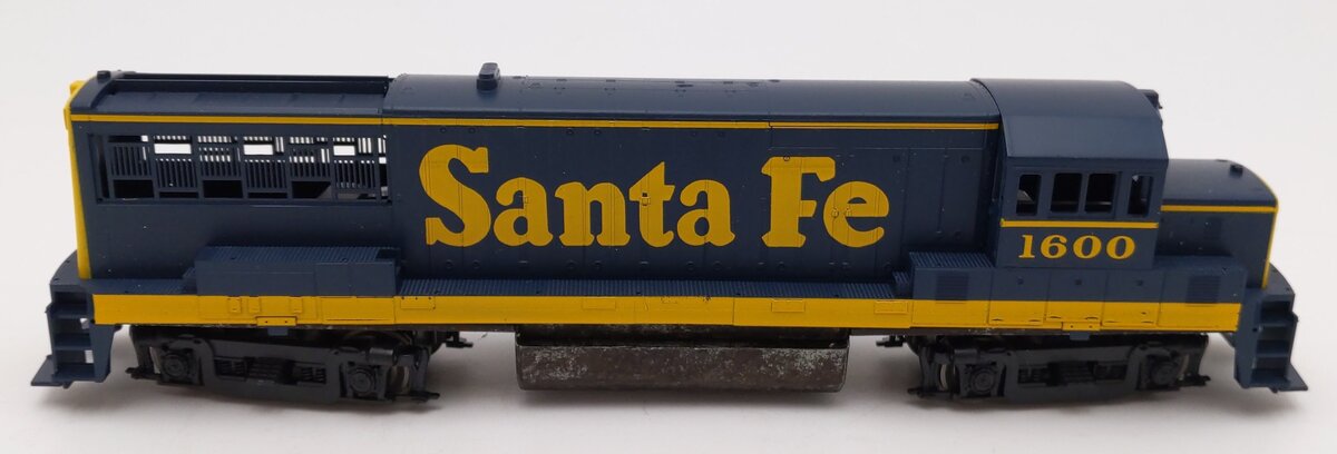 Stewart Hobbies, Inc 7110 HO Scale Santa Fe GE U25B Diesel Locomotive #1600 VG/Box