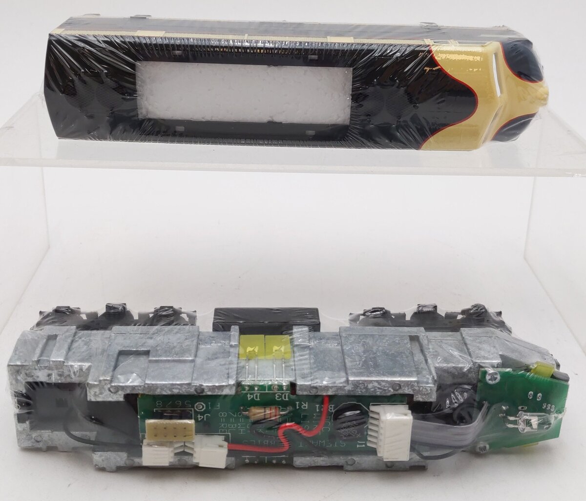 Stewart 5016 HO Santa Fe FTA Powered Diesel Locomotive NIB