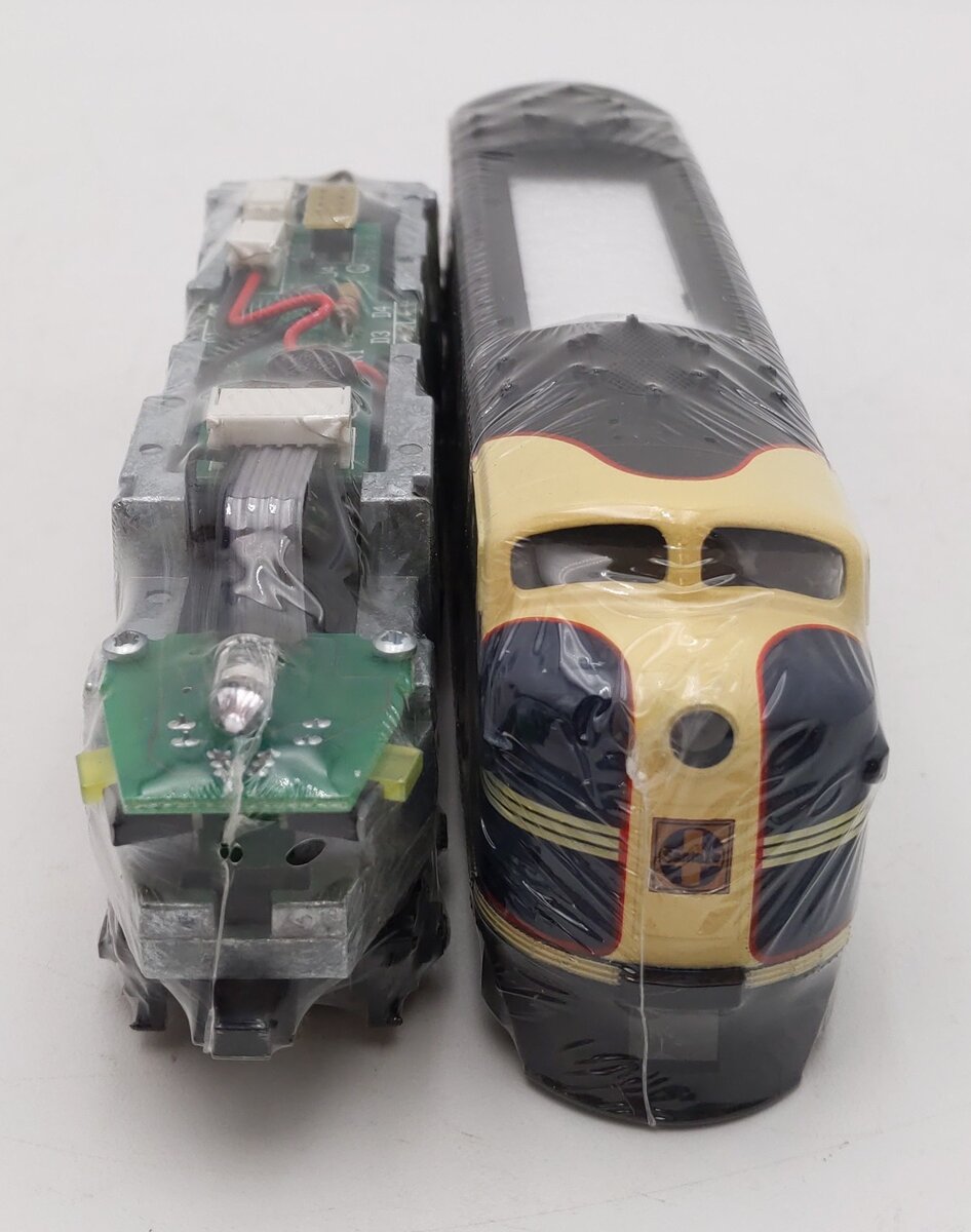 Stewart 5016 HO Santa Fe FTA Powered Diesel Locomotive NIB