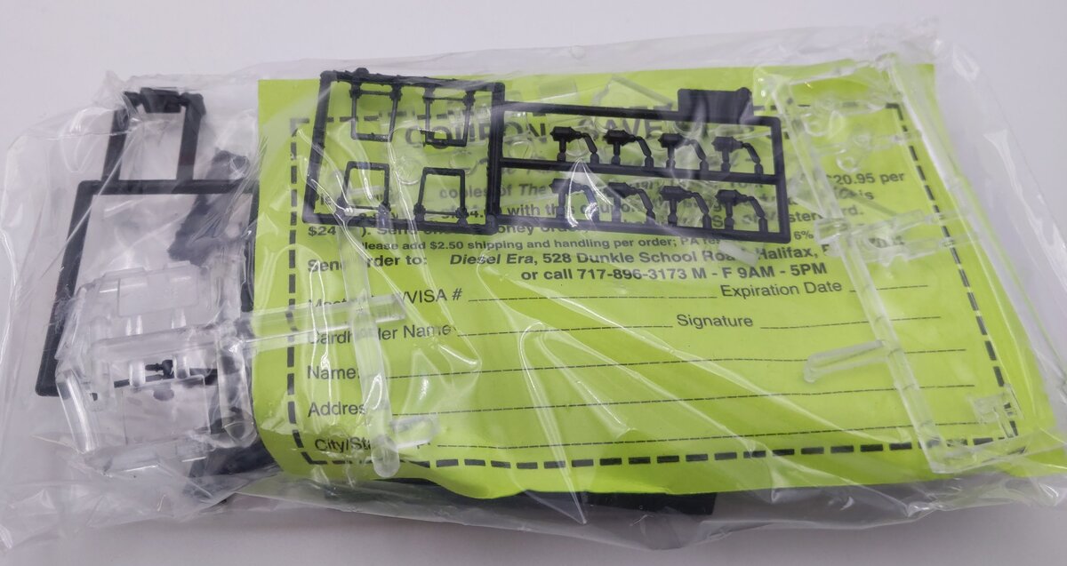 Stewart 5016 HO Santa Fe FTA Powered Diesel Locomotive NIB