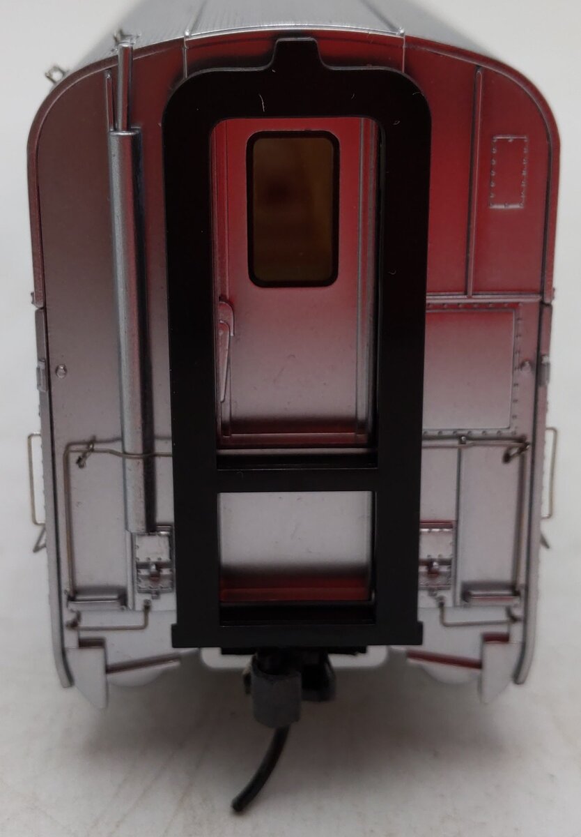 Walthers 932-9770 HO Santa Fe 1956 El Capitan 85' Budd Hi-Level 72-Seat Coach LN/Box
