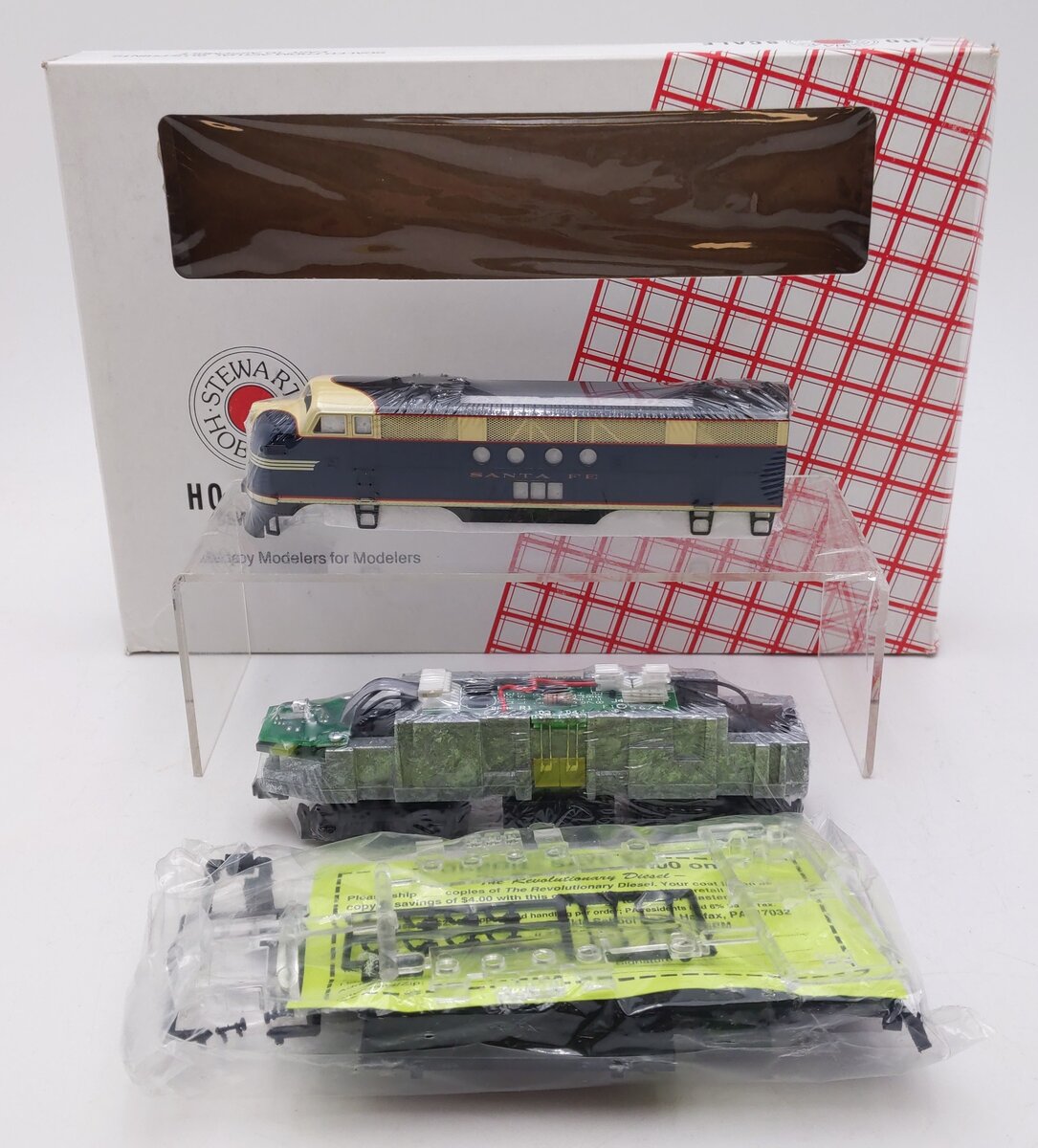 Stewart 5016 HO Santa Fe FTA Powered Diesel Locomotive NIB