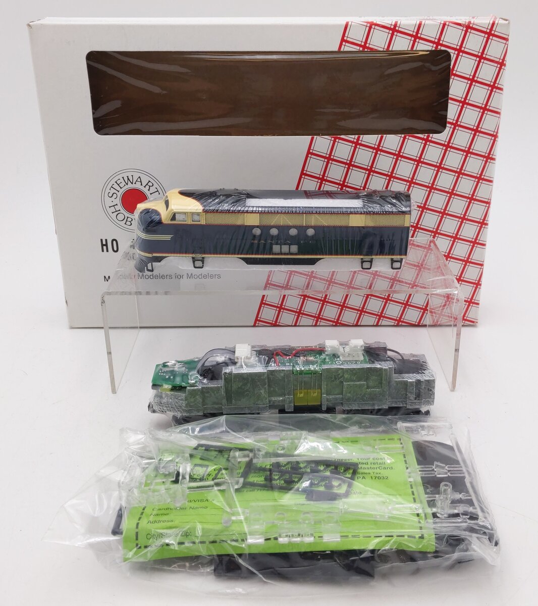 Stewart 5016 HO Santa Fe FTA Powered Diesel Locomotive NIB