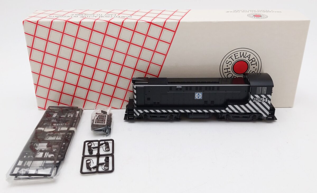 Stewart Hobbies 4707 HO Scale Santa Fe Diesel Locomotive #2214 LN/Box