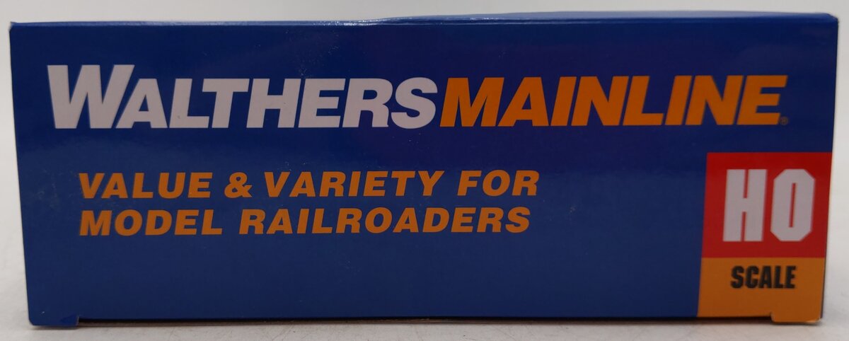Walthers 910-10480 HO Santa Fe EMD GP9 PhII Diesel Locomotive Standard DC #748 LN/Box