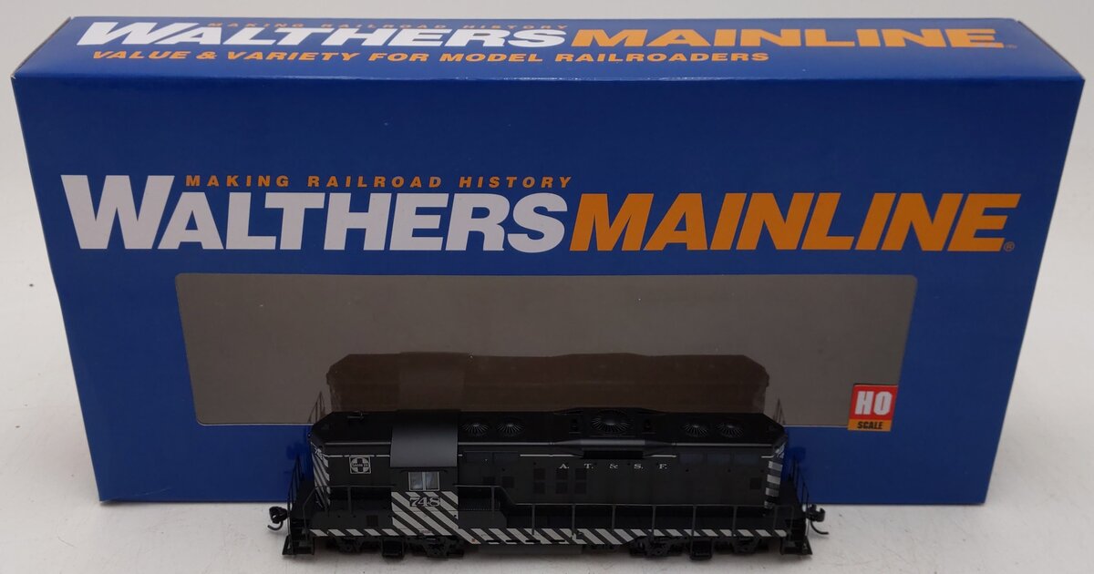 Walthers 910-10480 HO Santa Fe EMD GP9 PhII Diesel Locomotive Standard DC #748 LN/Box
