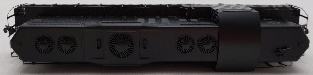 Walthers 910-10480 HO Santa Fe EMD GP9 PhII Diesel Locomotive Standard DC #748 LN/Box