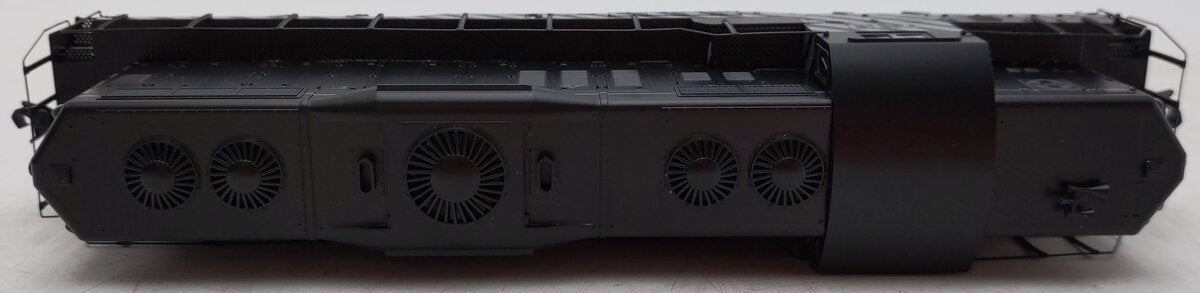 Walthers 910-10479 HO Santa Fe EMD GP9 PhII Diesel Locomotive Standard DC #733 LN/Box