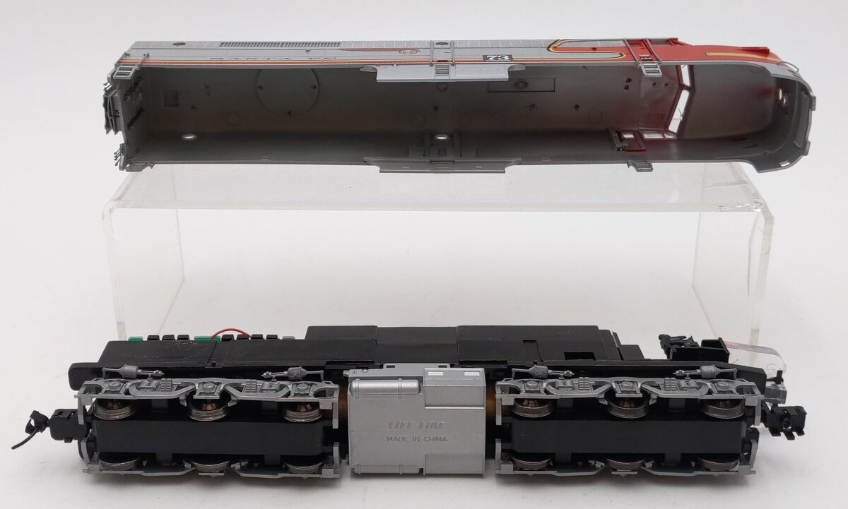 Proto 2000 21569 HO Scale Santa Fe PA Diesel Locomotive #73 EX/Box
