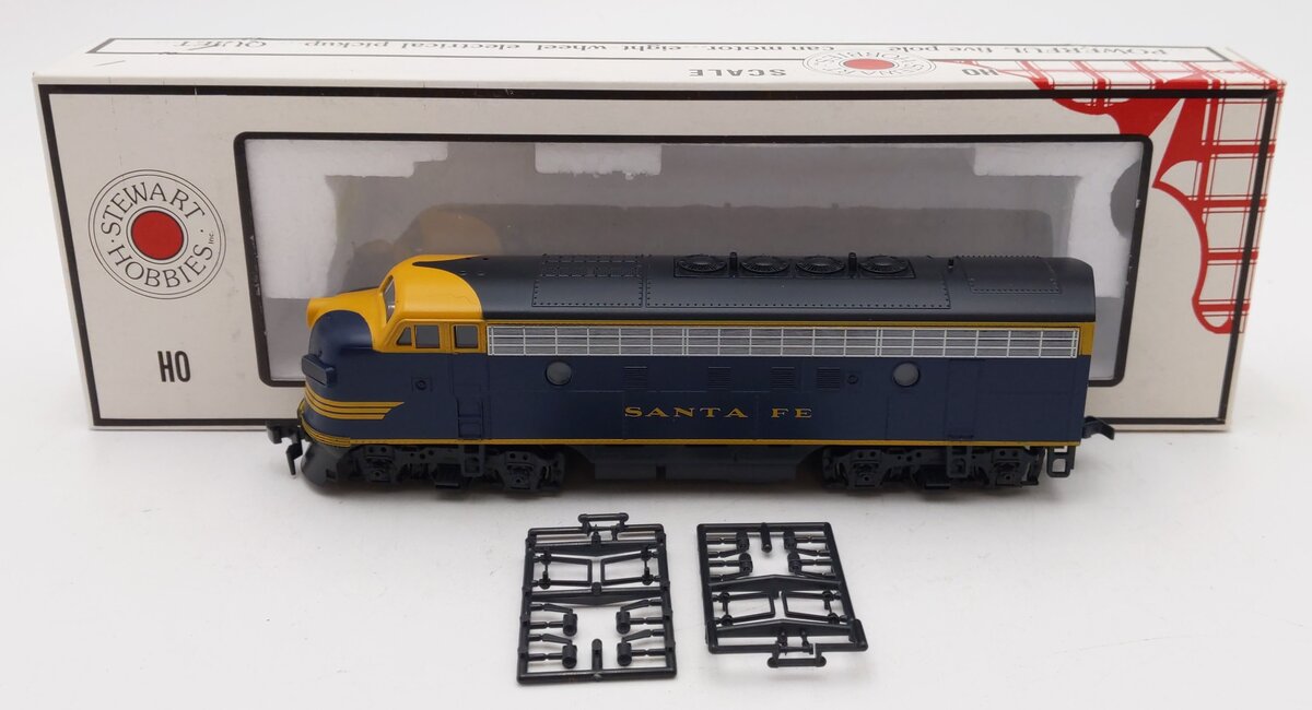 Stewart 8450 HO Santa Fe F3A Phase IV Powered Diesel Locomotive LN/Box