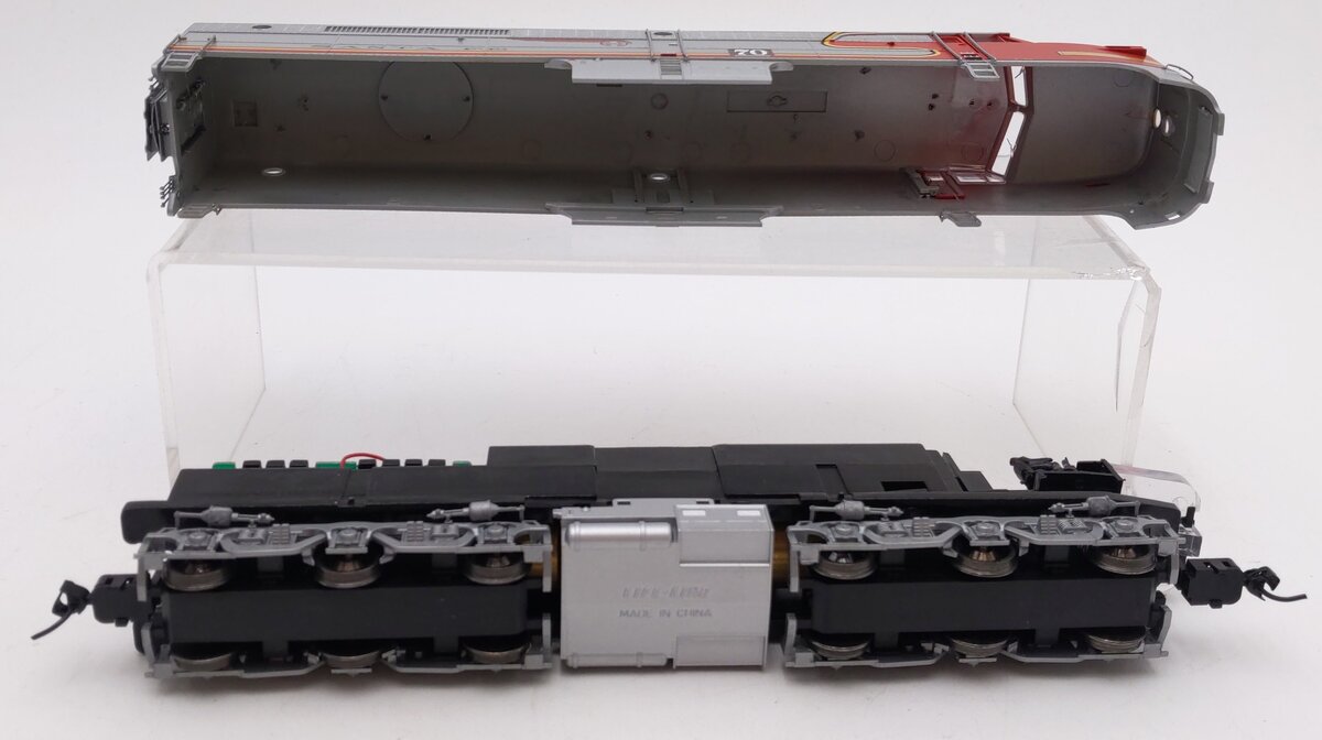 Proto 2000 21568 HO AT&SF PA Diesel Locomotive w/ Dynamic Brakes EX/Box