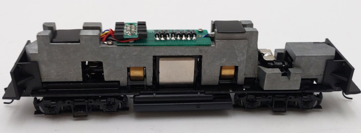 Proto 2000 23222 HO Scale ATSF GP30 Diesel Locomotive #1243 EX/Box