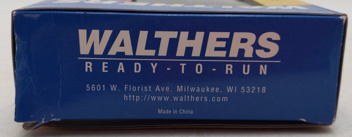 Walthers 932-9007 HO Scale Santa Fe Super Chief Budd 63' Railway Post Office EX/Box