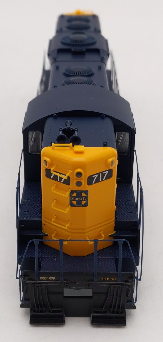 Proto 2000 23695 HO Scale Santa Fe ATSF GP9 II Diesel Locomotive #717 NIB