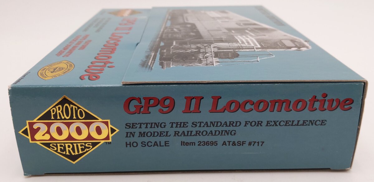 Proto 2000 23695 HO Scale Santa Fe ATSF GP9 II Diesel Locomotive #717 NIB