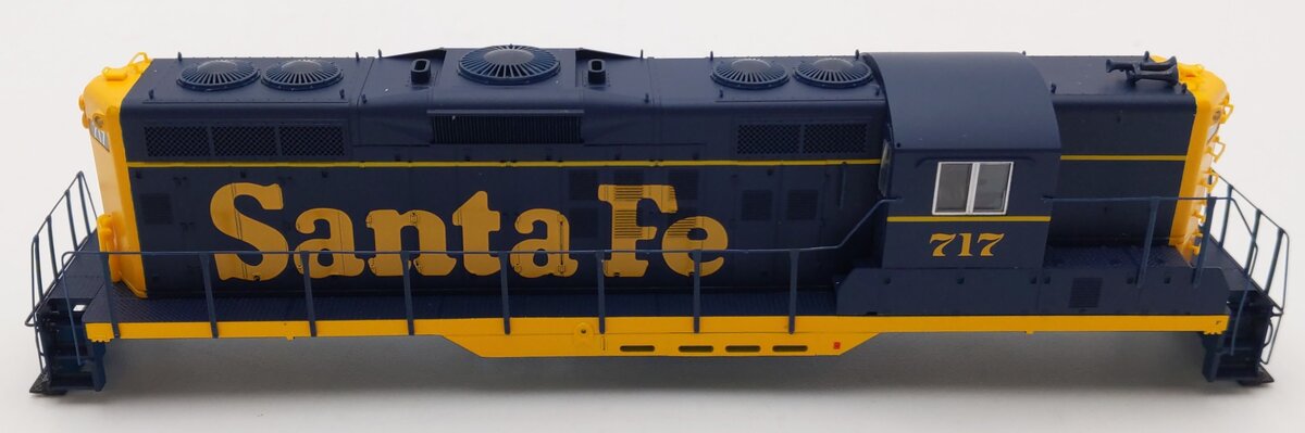 Proto 2000 23695 HO Scale Santa Fe ATSF GP9 II Diesel Locomotive #717 NIB