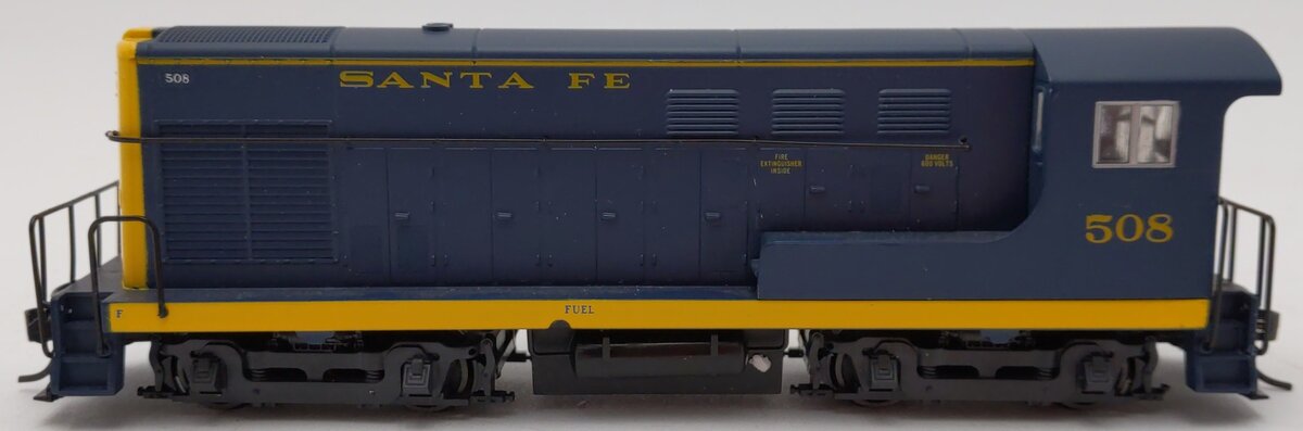 Walthers 932-1325 HO Scale Santa Fe Powered Diesel Locomotive #508 MT/Box