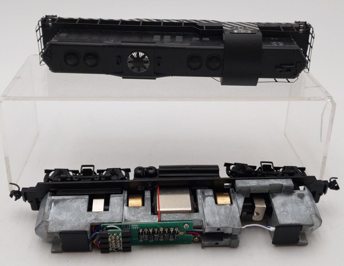 Proto 2000 23614 HO Scale ATSF EMD GP9 II Diesel Locomotive #707 LN/Box