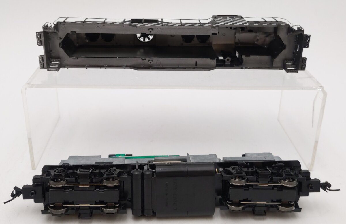 Proto 2000 23614 HO Scale ATSF EMD GP9 II Diesel Locomotive #707 LN/Box