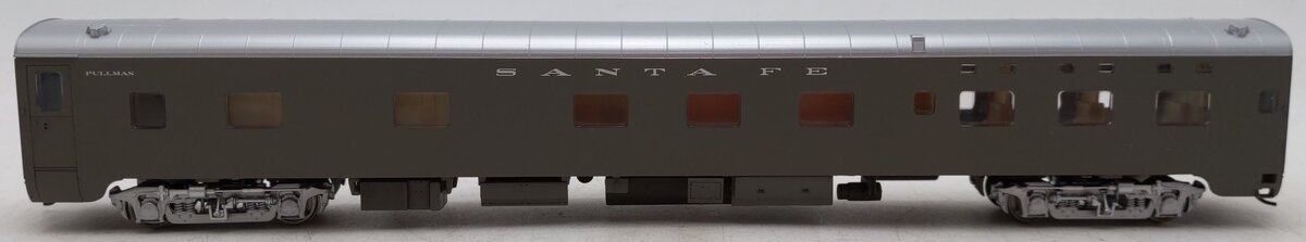 Walthers 932-6722 HO Santa Fe Pullman-Standard 6-6-4 Sleeper Car EX/Box