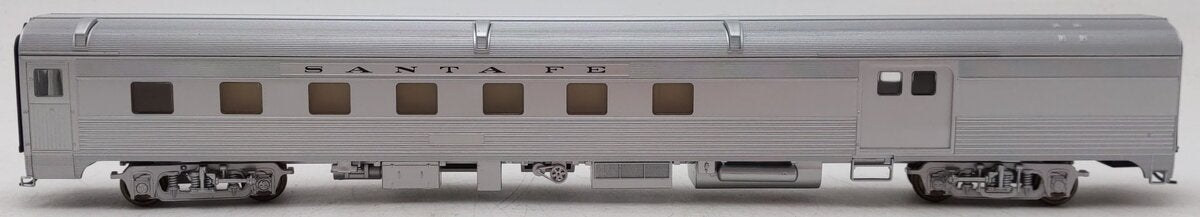 Walthers 932-6465 HO Scale Santa Fe 85' Budd Baggage Dormitory Car EX/Box