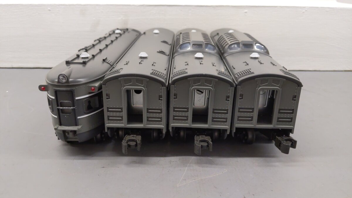 Williams STR-02712 O Gauge O-27 New York Central Streamliner (4 Car Set) EX/Box