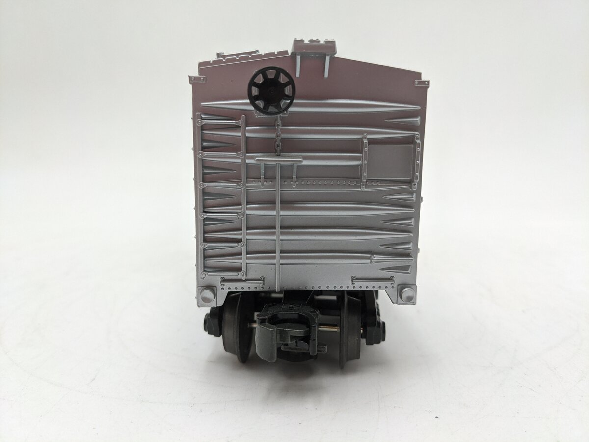 MTH 30-7461 O Gauge Western Pacific Boxcar #6464-2001 EX/Box