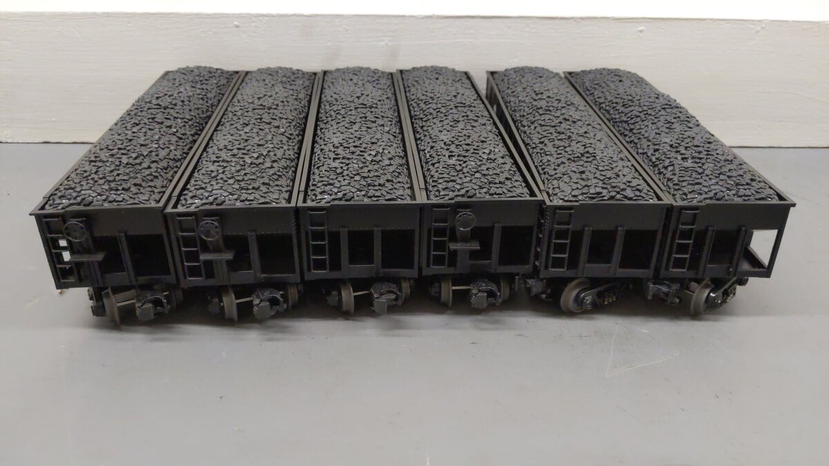 MTH 30-7535 O Gauge Norfolk & Western 4-Bay Hoppers w/Coal Loads 6-Car Set #1 EX/Box