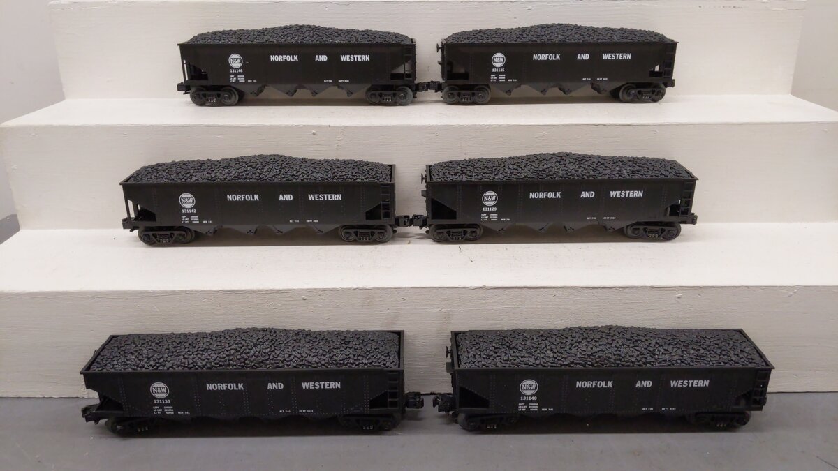MTH 30-7536 O Gauge Norfolk & Western 4-Bay Hopper with Coal Load 6-Car Set #2 EX/Box