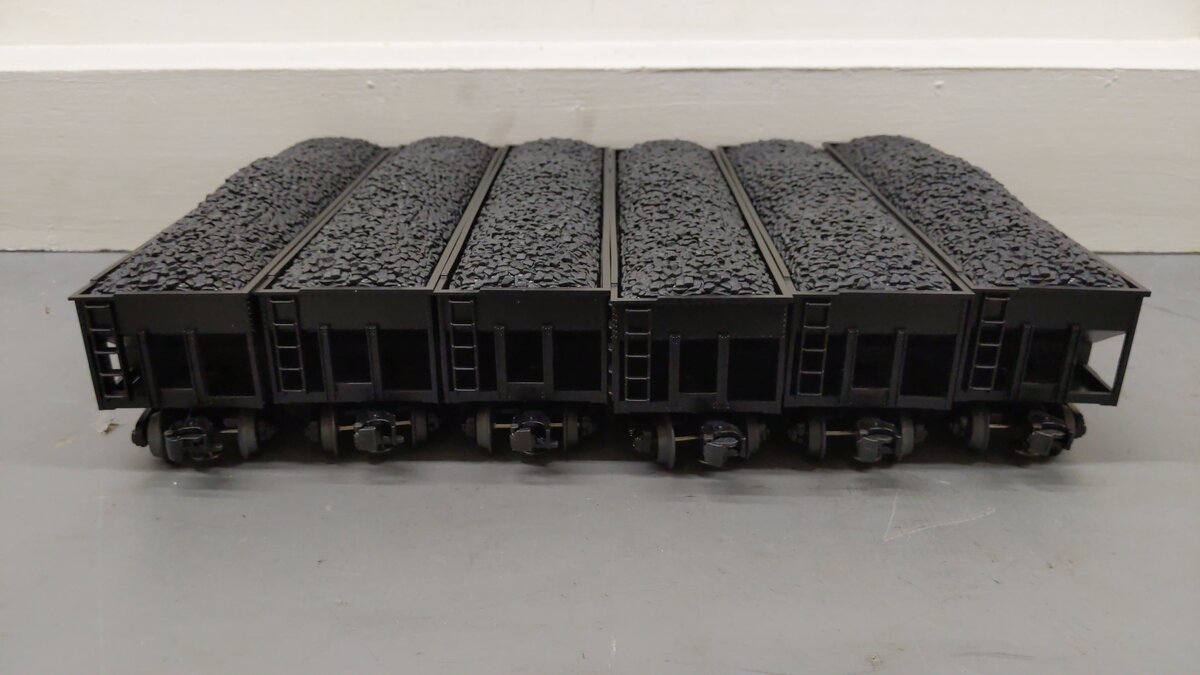 MTH 30-7536 O Gauge Norfolk & Western 4-Bay Hopper with Coal Load 6-Car Set #2 EX/Box
