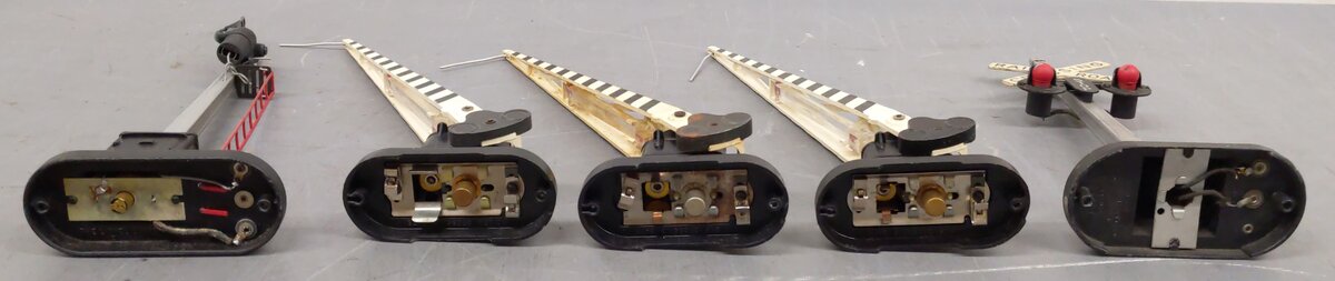 Lionel Vintage O Gauge Accessories #154,151,252,252,252 [5] VG