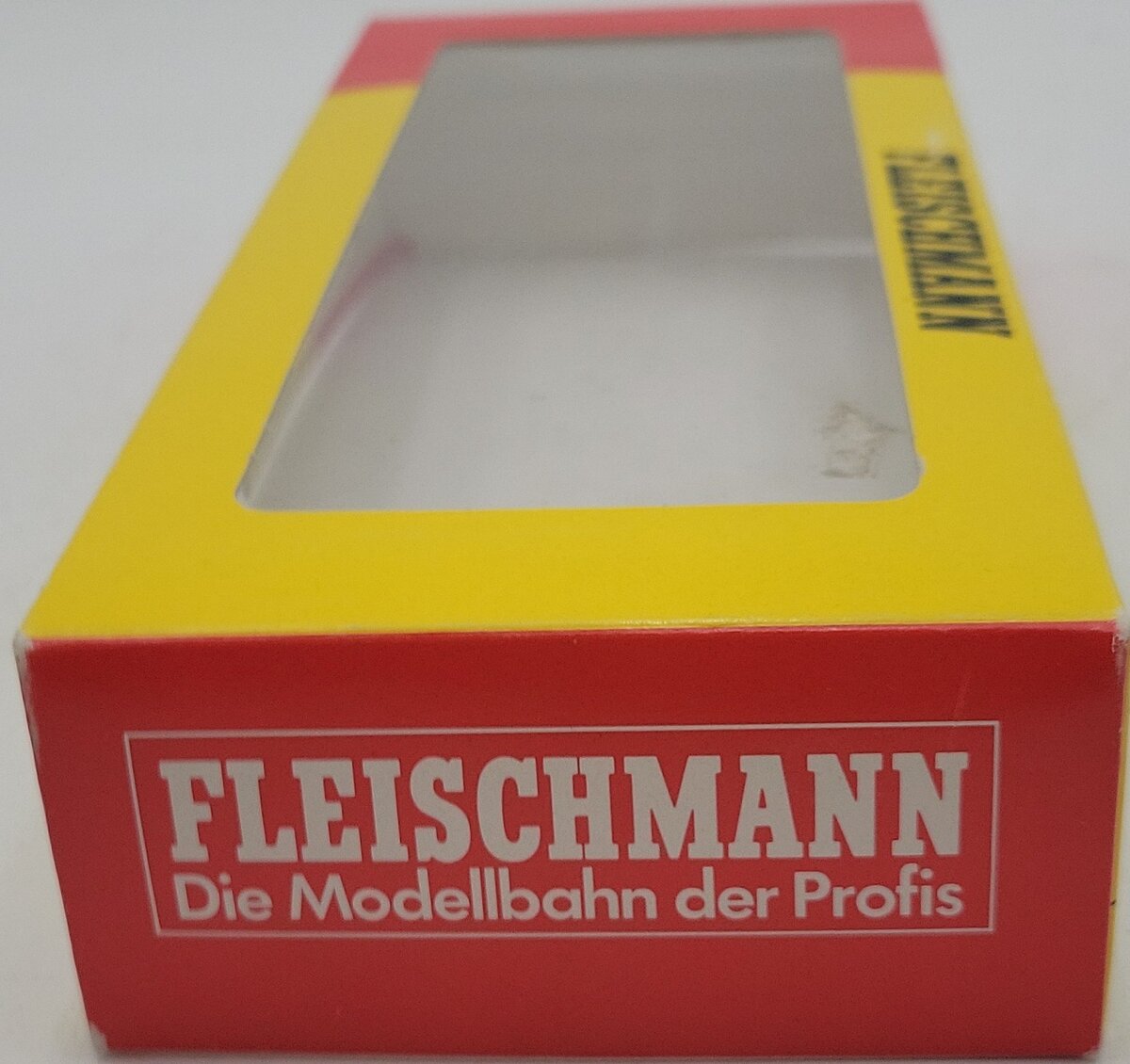 Fleischmann 4236 HO Scale DB BR218 225-1 Traffic Red Diesel Electric LN/Box