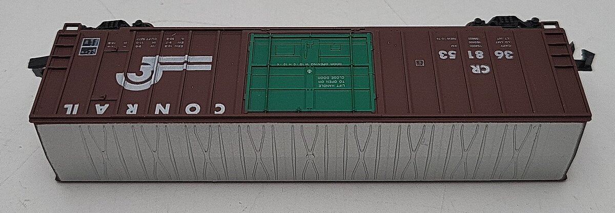 Roundhouse 8807 N Scale Conrail Box Car #368153 LN/Box