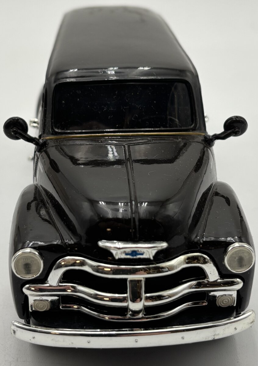 Hermann Marketing UP1622 1:28 UPS 1954 Chevrolet Panel Van EX/Box