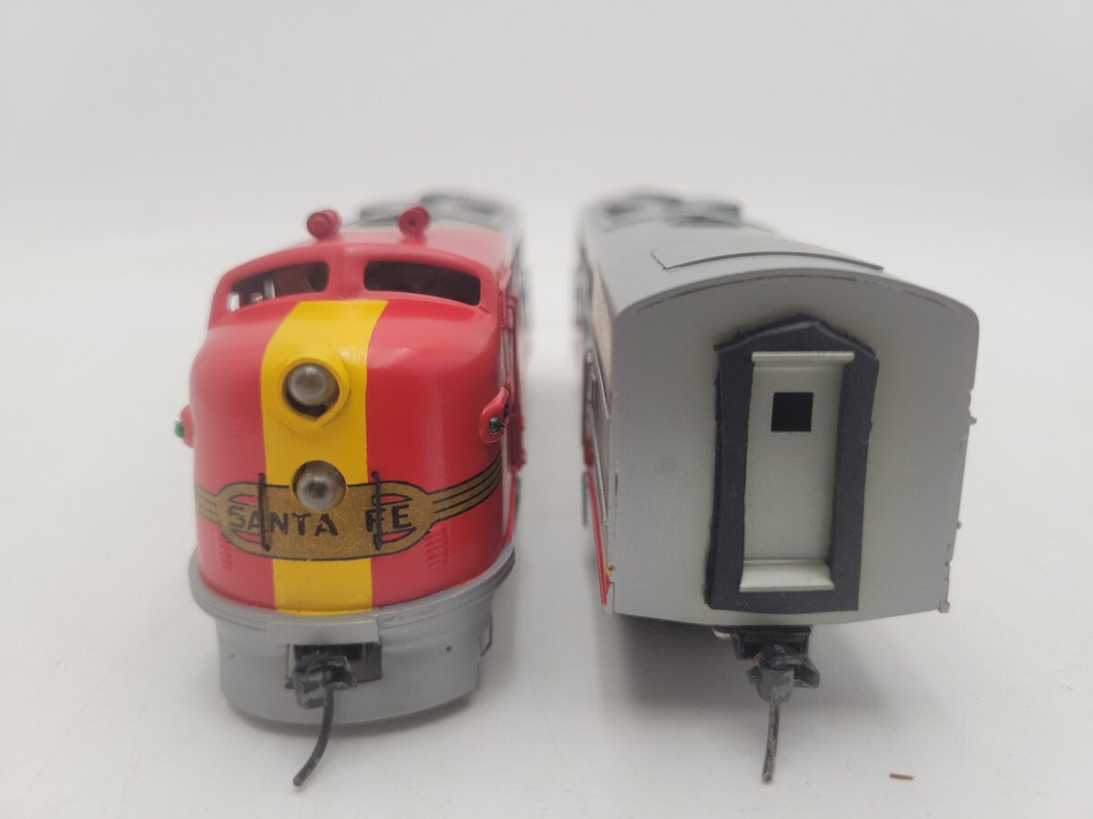 Tenshodo 106/107 HO Scale BRASS Santa Fe EMD AB Diesel Set VG/Box
