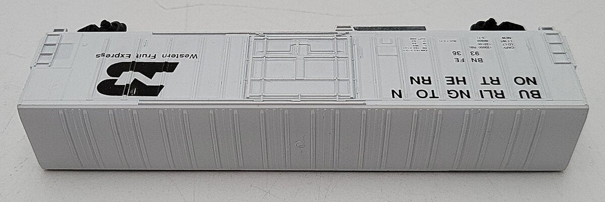 Roundhouse 8434 N Scale Burlington Northern Box Car #9336 LN/Box