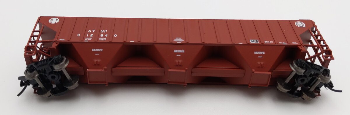 InterMountain 65361-13 N Scale ATSF Rib-Sided 3-Bay Hopper #312840 LN/Box